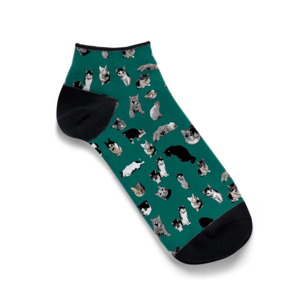 アニマル四字熟語のI LOVE CAT's　(Green) 猫だらけ！最高にキュートな猫パラダイス！ Ankle Socks