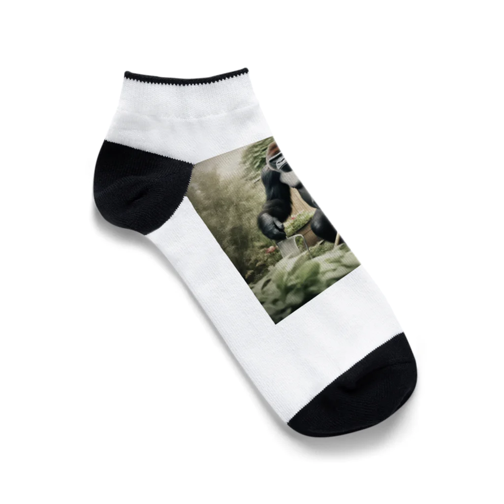 kagamimotiの庭師のゴリラ Ankle Socks