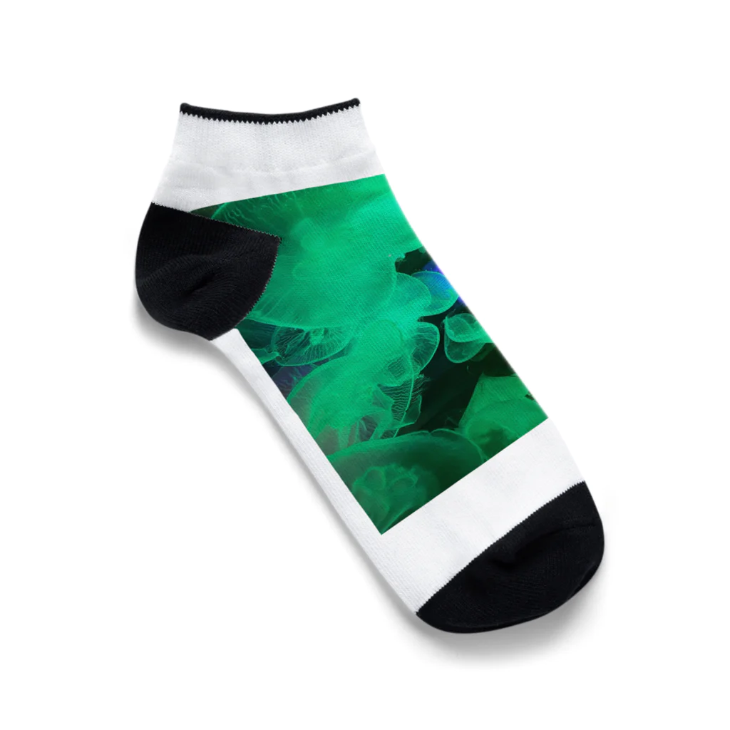 AWAKaTAのクラゲ Ankle Socks