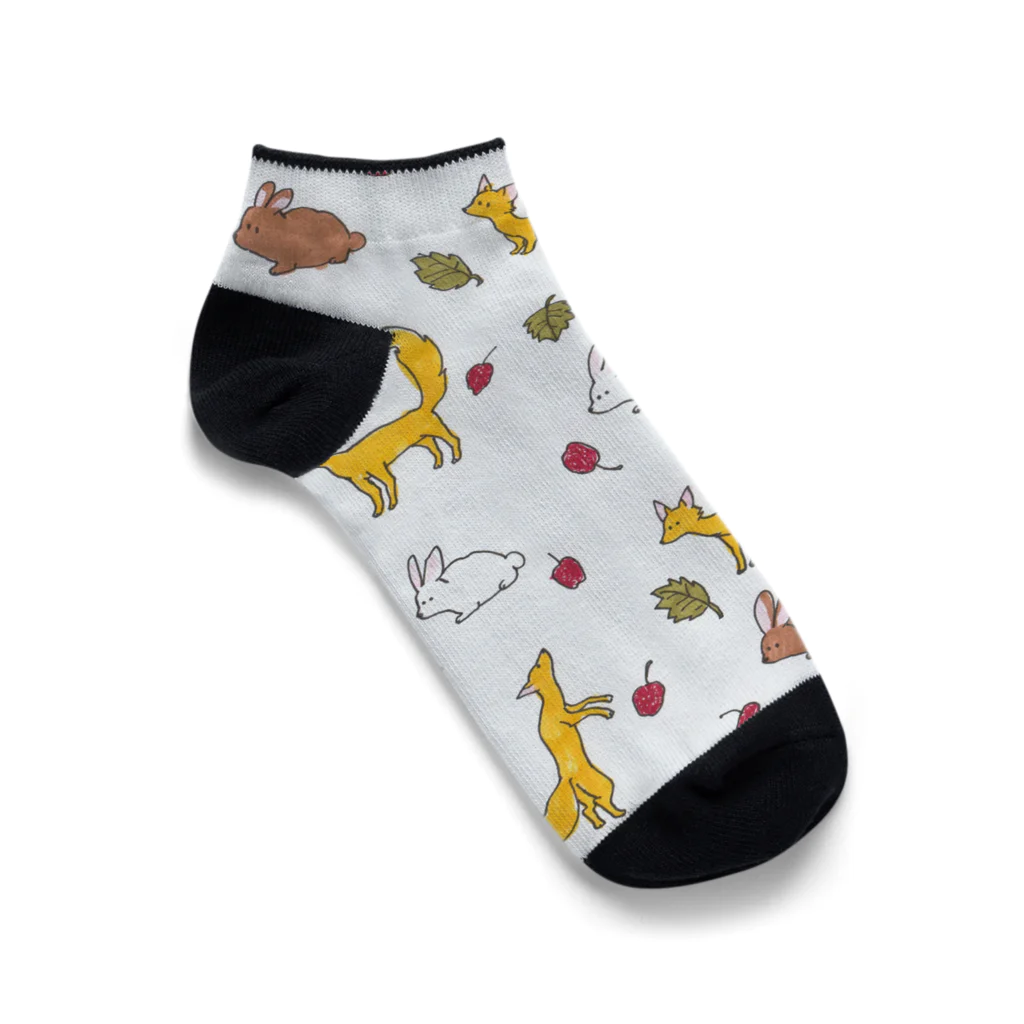 maru-marumochiの森の動物柄 Ankle Socks