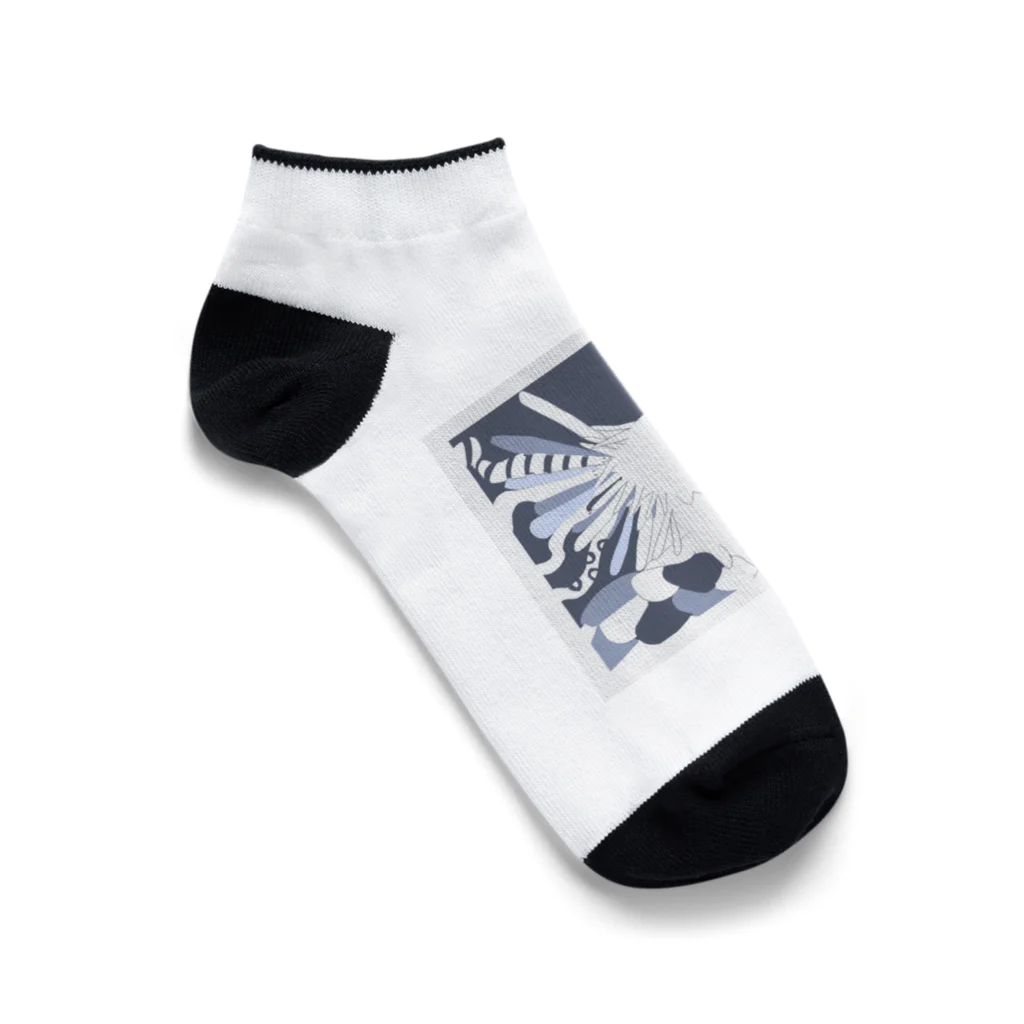 シン・オカダ(shinoka)の蛇喰鷲 ヘビクイワシ [ #珠鶏雑貨 ] Ankle Socks
