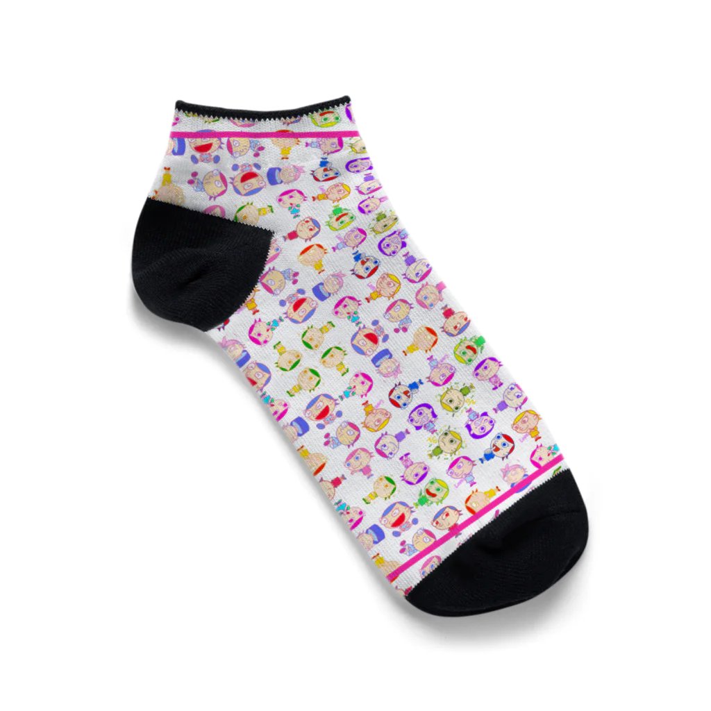 charlolのCharlieカラフル背景ホワイト Ankle Socks