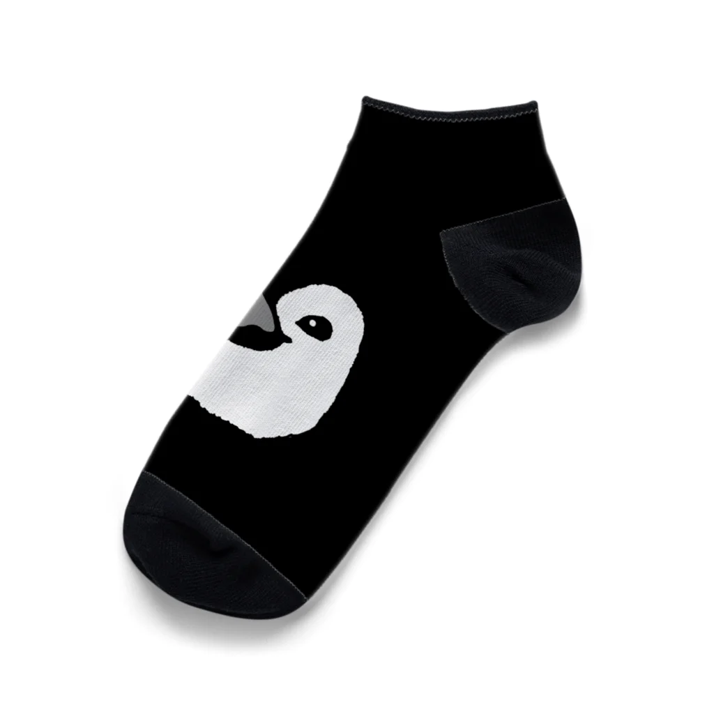 This is Mine（ディスイズマイン）のanimal face / コウテイベイビー Ankle Socks