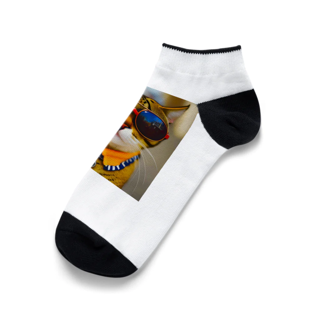 幻想的で創造的の猫にサングラス Ankle Socks