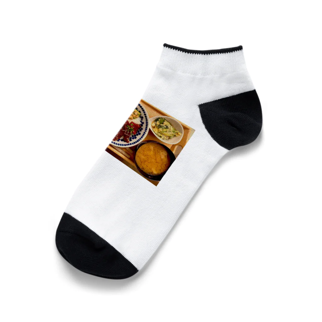 もちもちぺったん🍡🤤中の人のある日のもちご飯 Ankle Socks