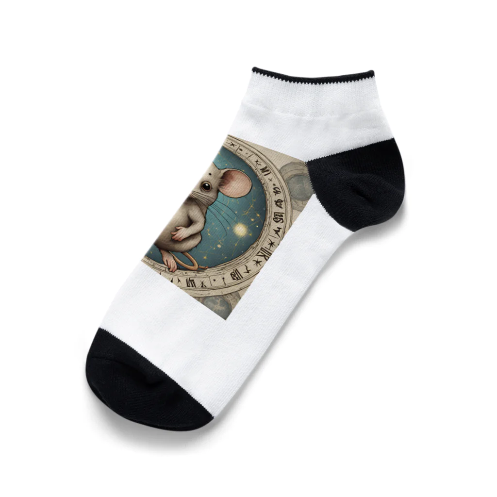 Yoshikoのクリエイトショップの１ばんのりのねずみくん Ankle Socks