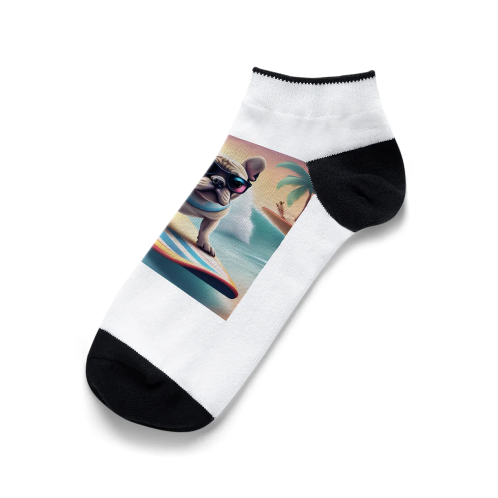 ChicCanvas Boutiqueの波乗り大好きフレンチブルドッグ Ankle Socks