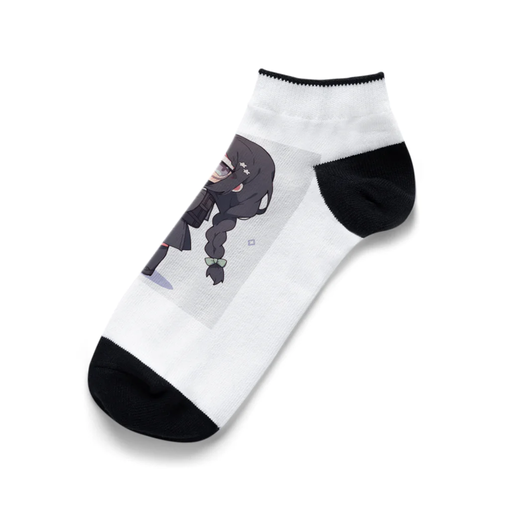 かわいい女の子とシュールな絵の地味子 Ankle Socks