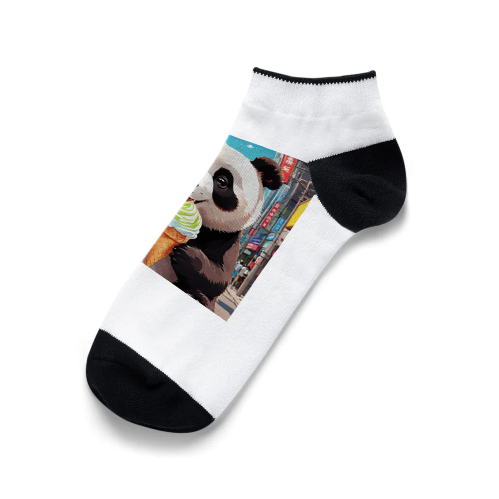 rakutenitibaのアイスクリームをもらって嬉しいパンダ Ankle Socks