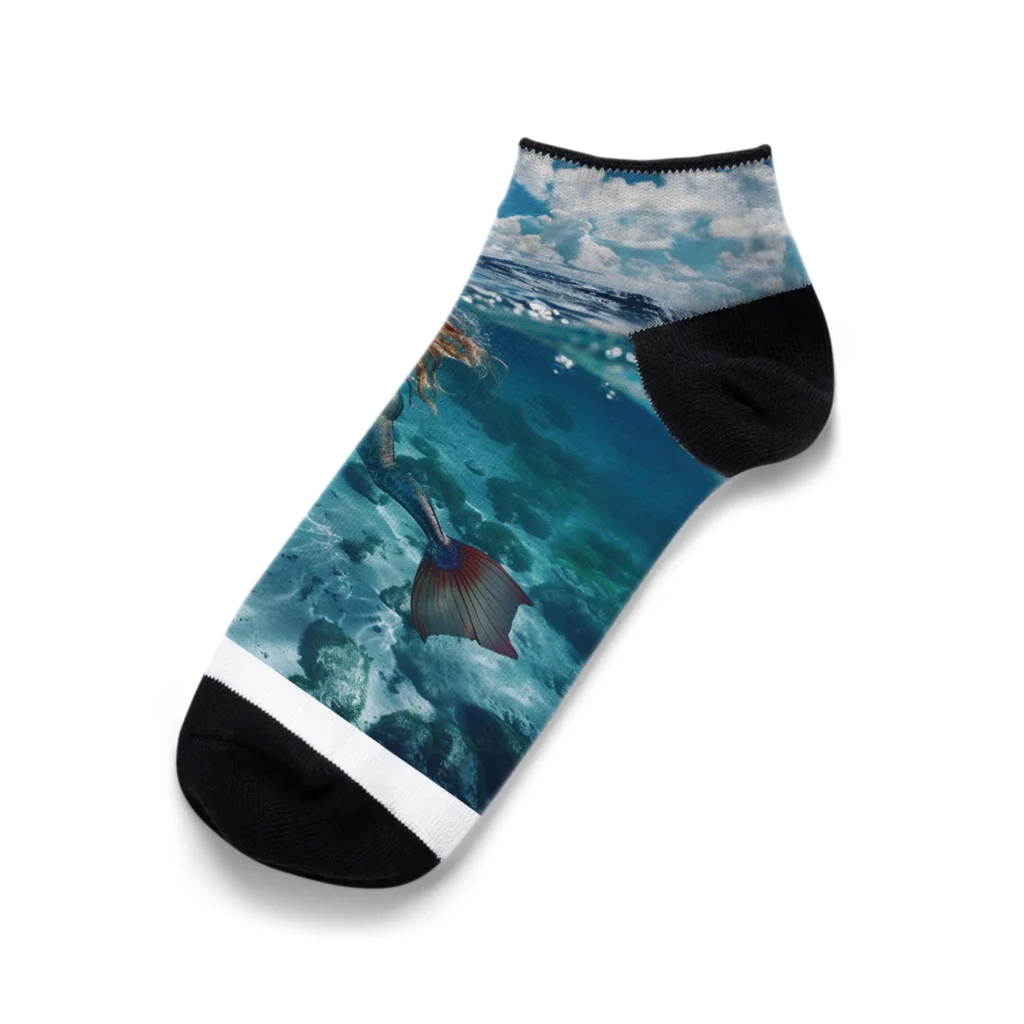 AQUAMETAVERSEのモルジブの大海原で人魚が泳いでいますsanae2074 Ankle Socks