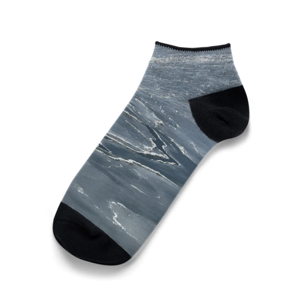 空屋　sorayakusakaの202102101059001　凍った川面 Ankle Socks