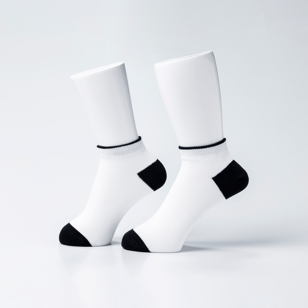 Design by neonerdyboyのOSCAR AND THE BOY SOCKS Ankle Socks