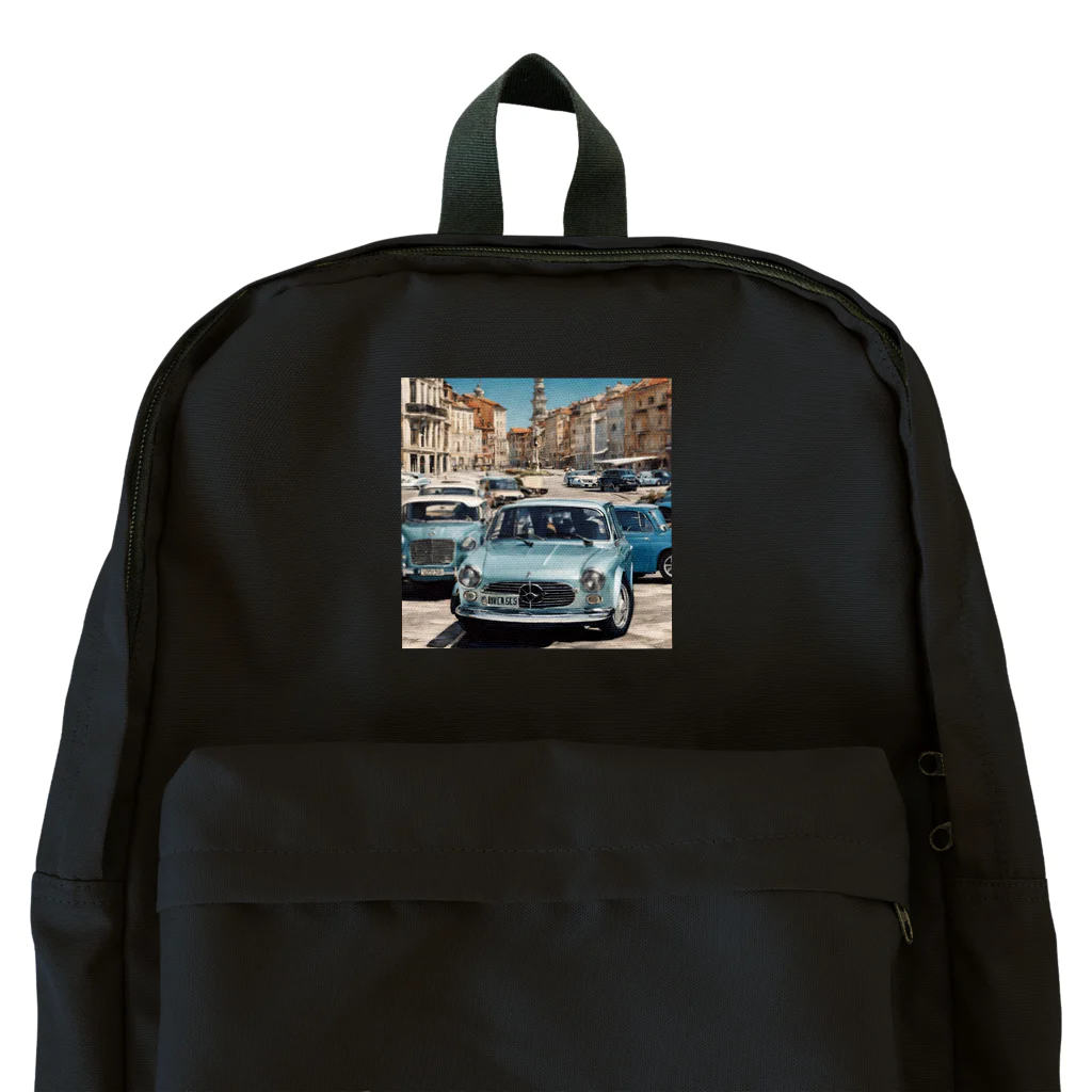 Suzuran_ranの街並みとビンテージ車 Backpack