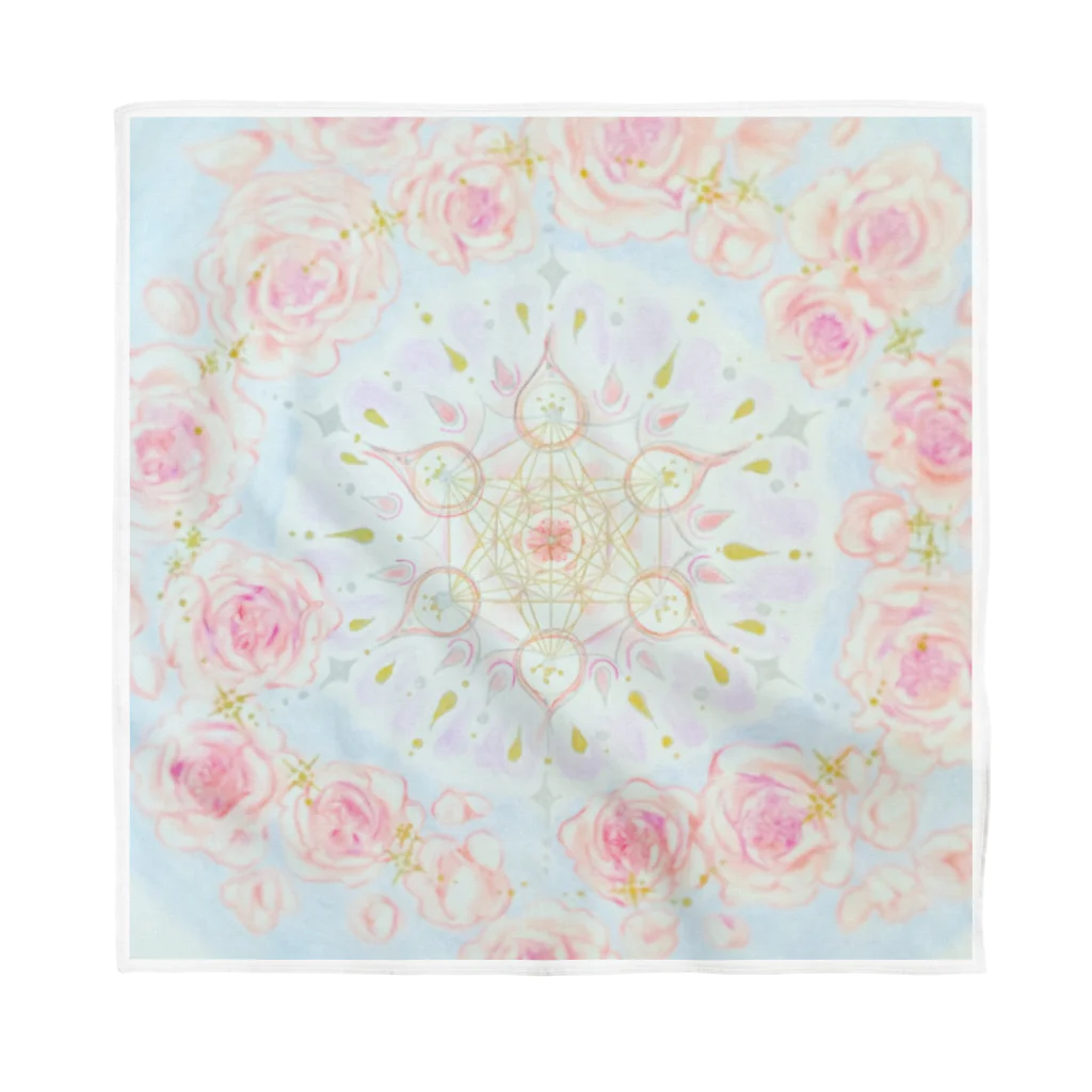 ニジイロソラモヨウのOld Rose Guardian (light) Bandana