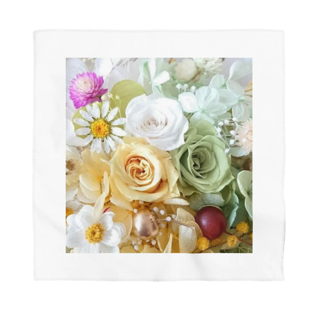 meke flowersのレモンイエローとアップルグリーン　ローズシリーズ Bandana