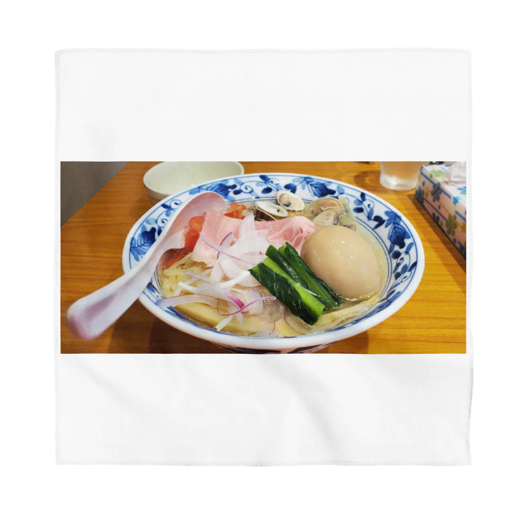 Japanstreetのラーメン　旨い　激うまラーメン　塩味 Bandana