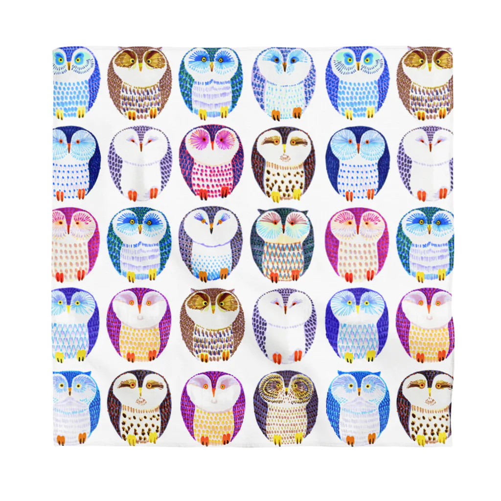 segasworksのcolorful owl Bandana