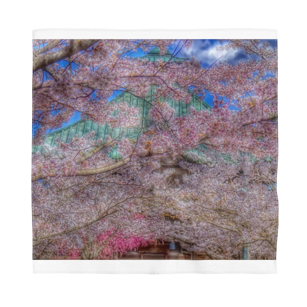 みぅ福島の桜の景色　青空の春鐘突き堂 Bandana