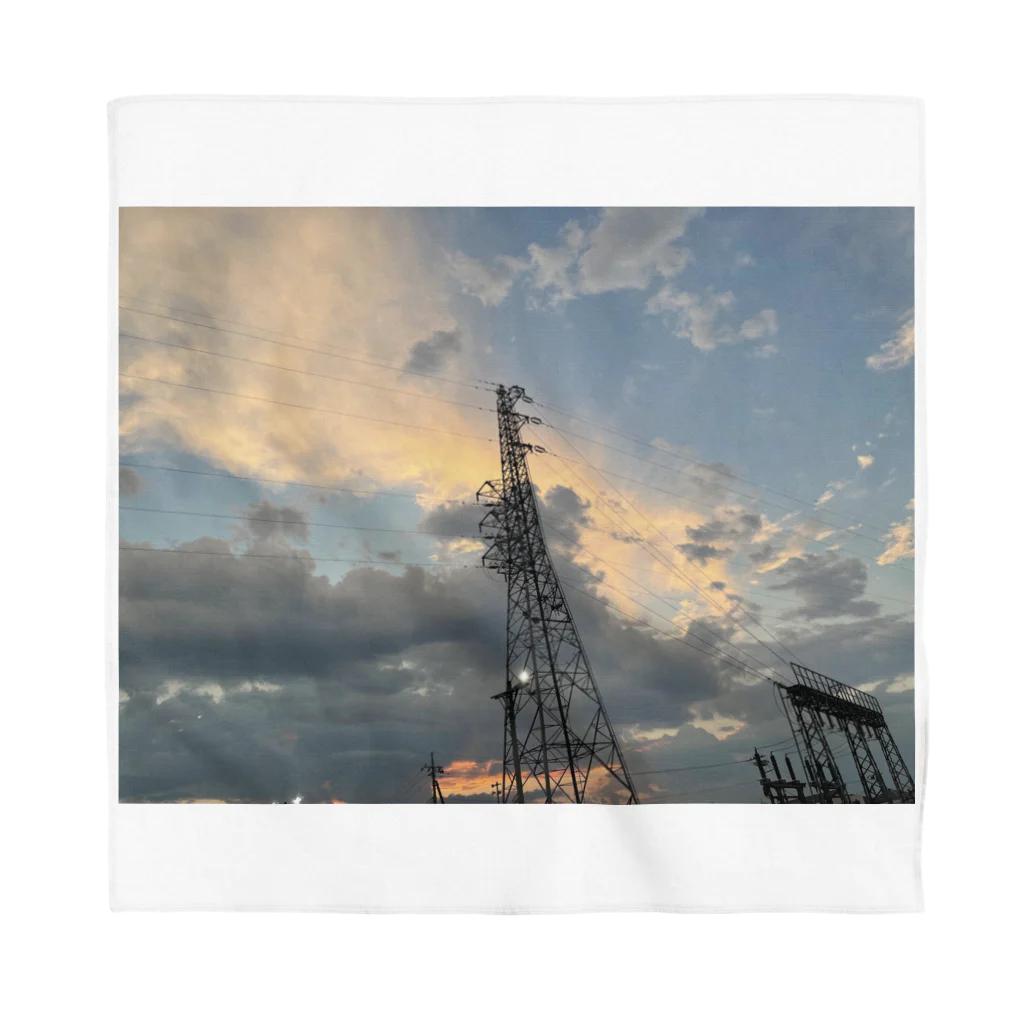 Aki’s design shopの(セール中)Sunset over the tower Bandana