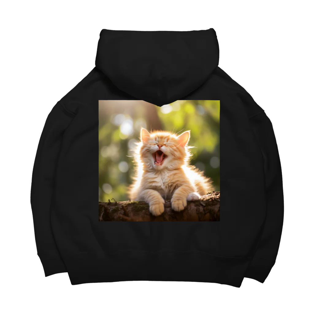 ショップ　猫まみれの子猫のあくび　yawning kitty Big Hoodie