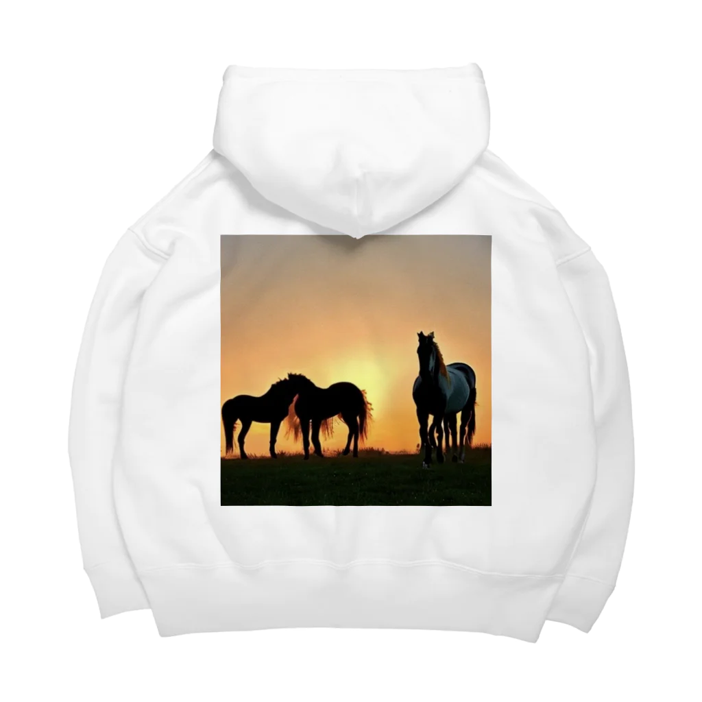 宇宙開発デザイン科の夕陽の中の馬 Big Hoodie