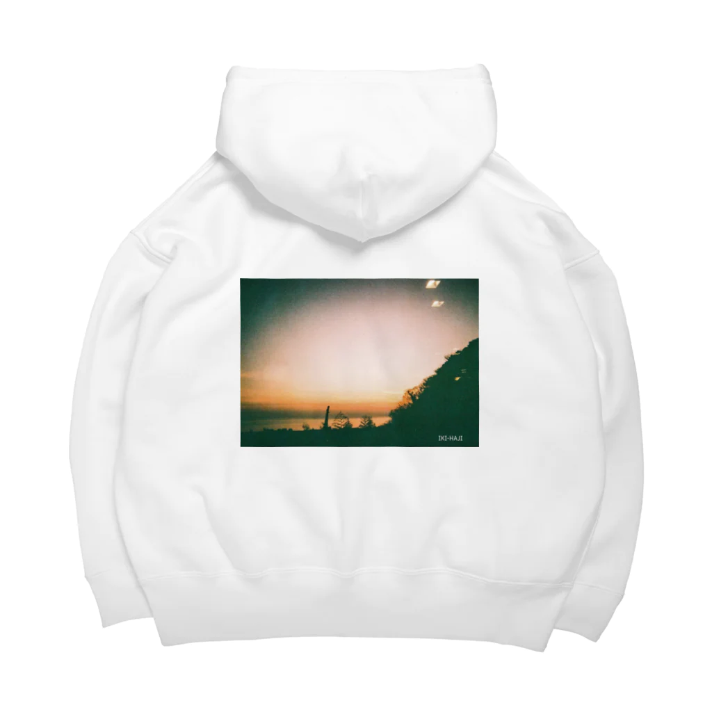 IKI-HAJIのsunrise Big Hoodie