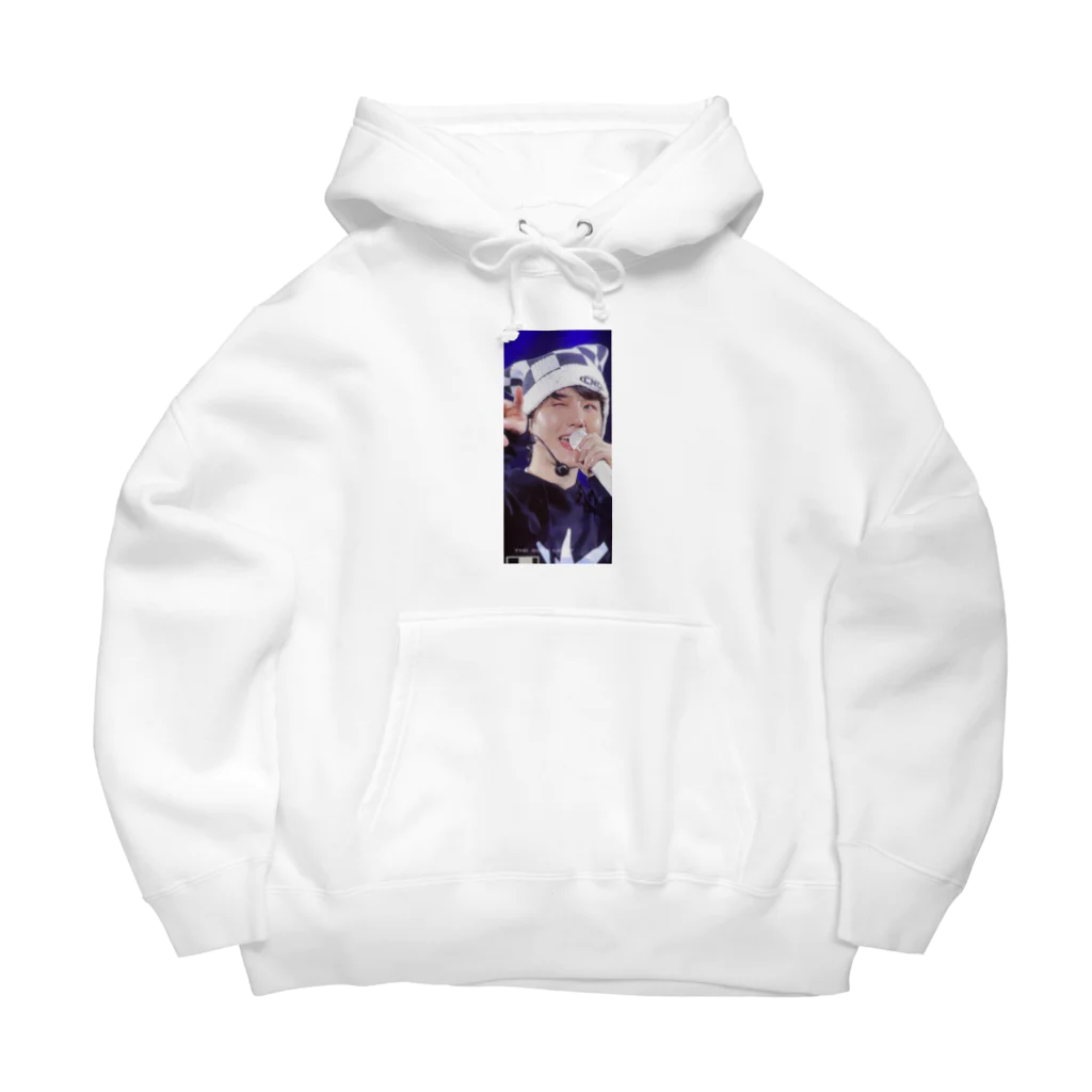 baekhyun-32のbaekhyunグッズ Big Hoodie