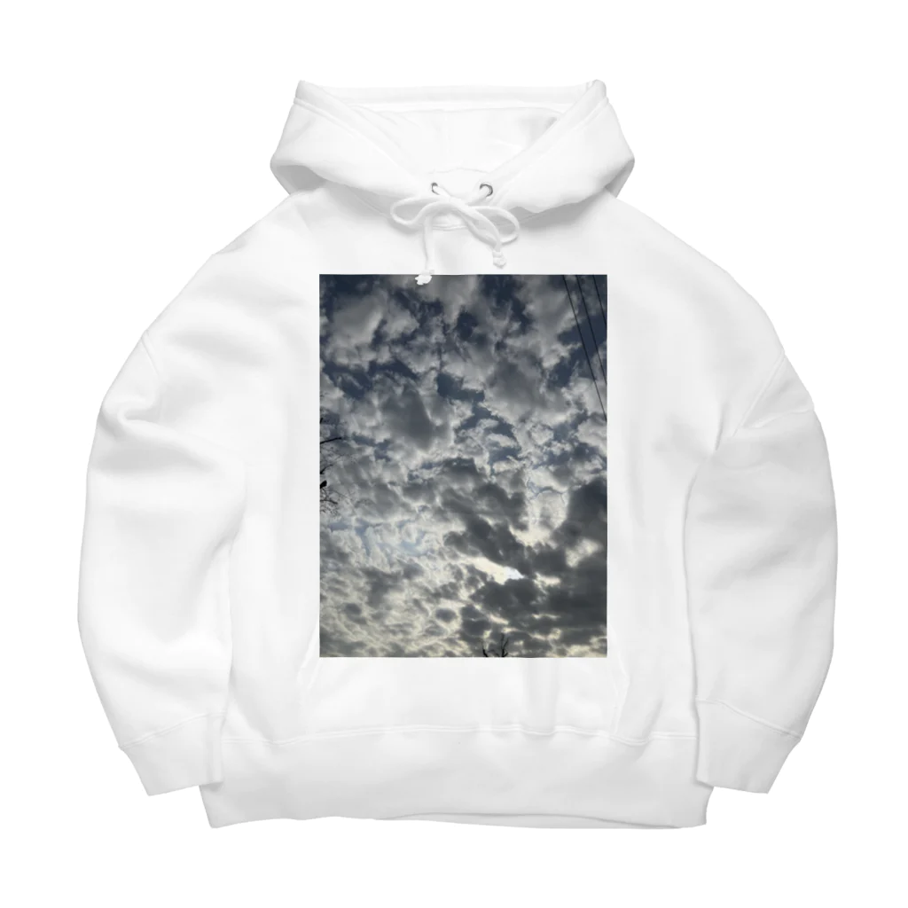 そらの4月13日の空 Big Hoodie