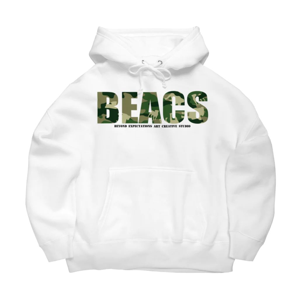 BEACSのBEACS　ロゴ1（パグ） Big Hoodie