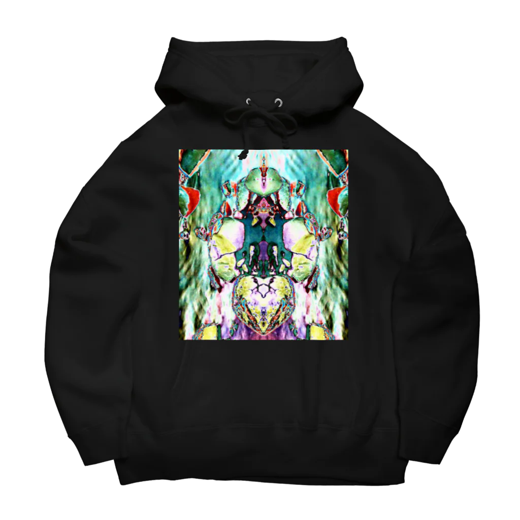 精霊電設のチカナの心 Big Hoodie