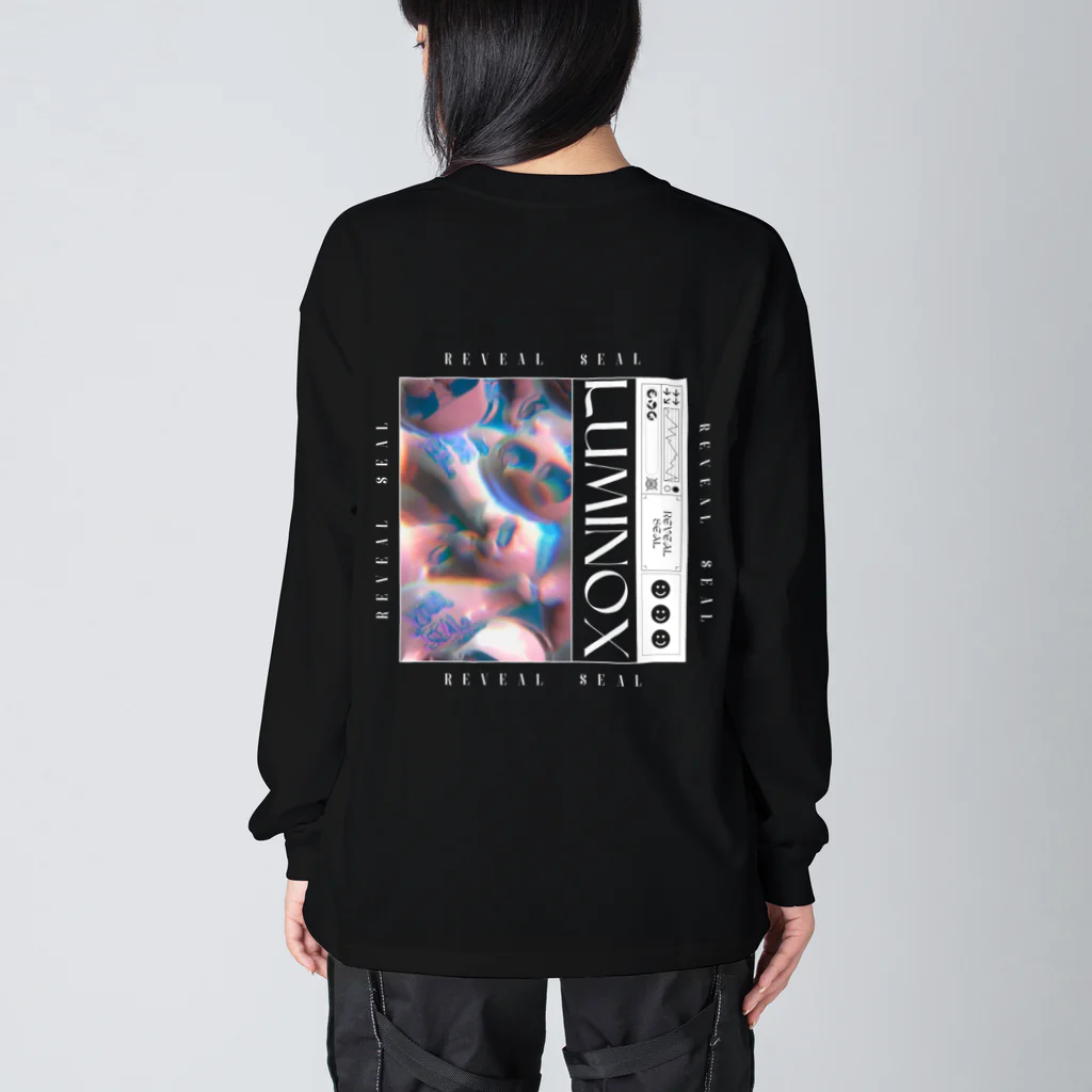 LUMINOX officialのLUMINOX Big Long Sleeve T-Shirt