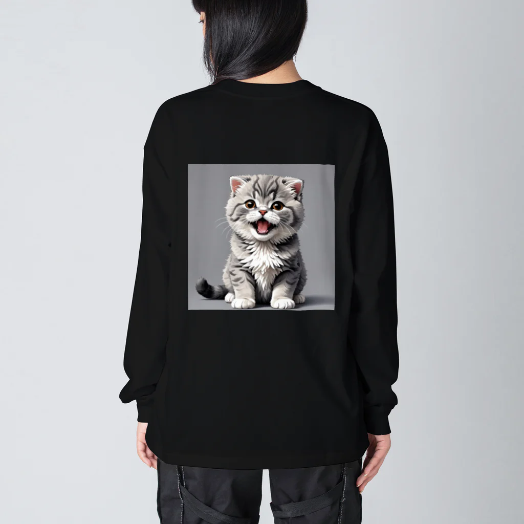 猫は正義♡の甘えん坊な子猫 ビッグシルエットロングスリーブTシャツ