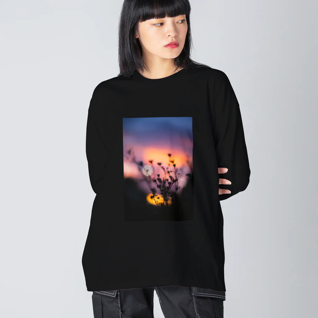 TAISEI_KURIHARAの夕暮れ時のシルエット Big Long Sleeve T-Shirt