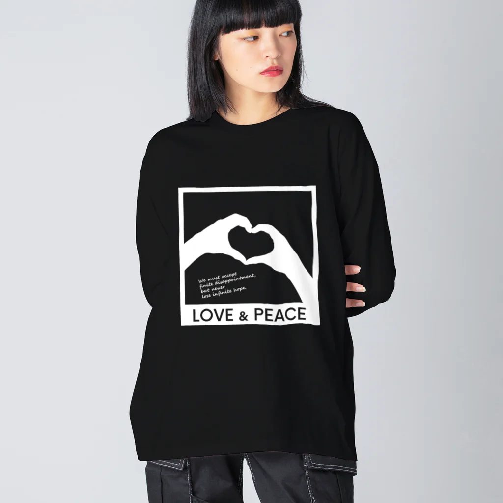 アージーのLOVE and PEACE Big Long Sleeve T-Shirt