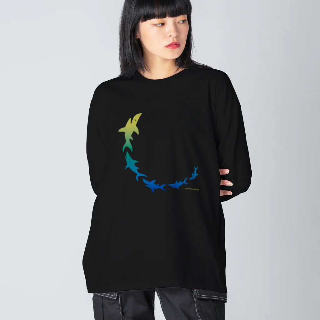 さかたようこ / サメ画家の飛び出せ助走SAME Big Long Sleeve T-Shirt