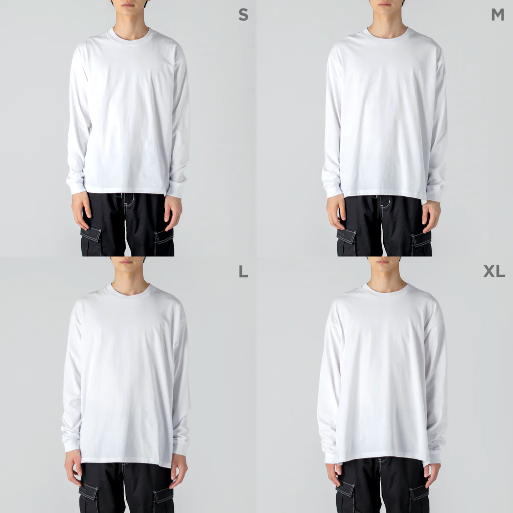 QUQU_WORKSのターゲットマーク ホワイト ビッグシルエットロングスリーブTシャツの男性着用イメージ