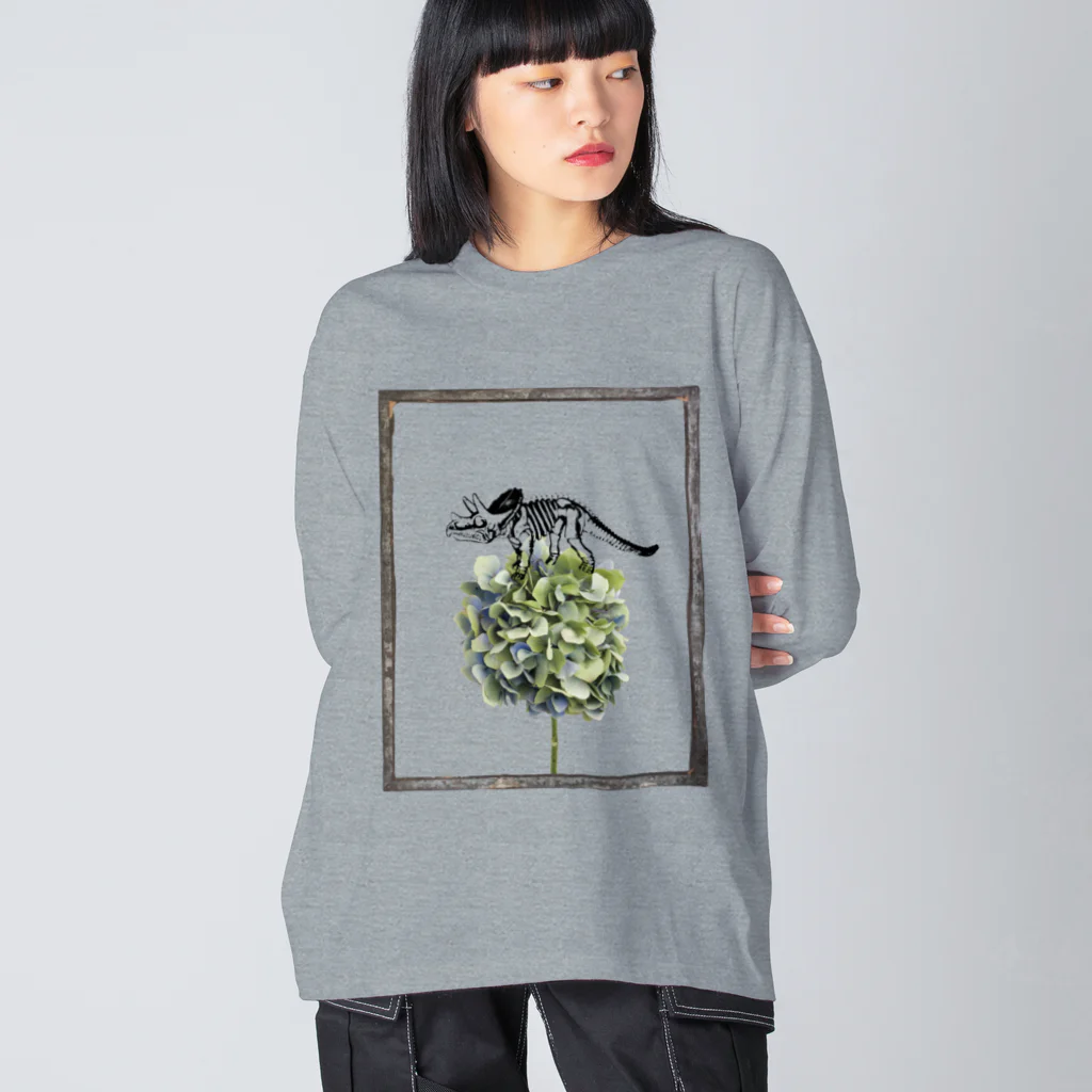 tottoのトリケラトプス骨格と紫陽花 Big Long Sleeve T-Shirt