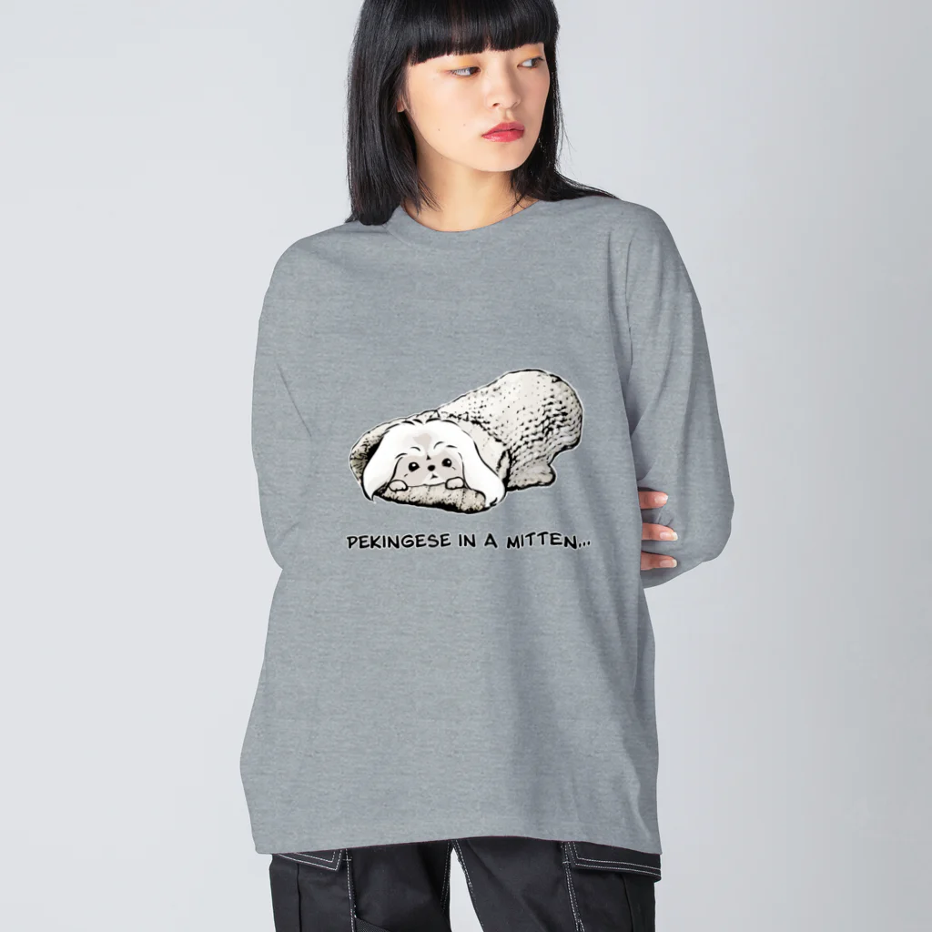 犬グッズの店しえるぶるーのミトンに入ったペキニーズ(ホワイト)   ビッグシルエットロングスリーブTシャツ