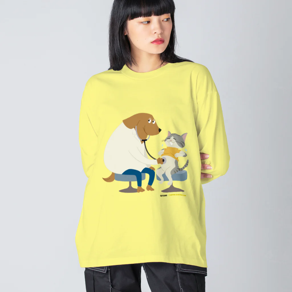 Quatre Illustrationの犬のお医者さん ビッグシルエットロングスリーブTシャツ