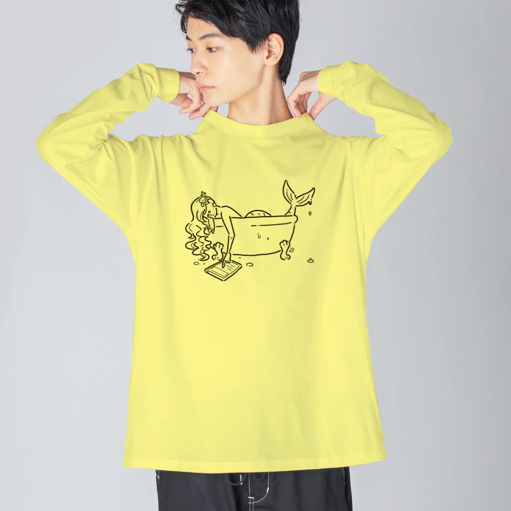 サトウノリコ*の浴室でタブレットを使う人魚【くろ】 Big Long Sleeve T-Shirt