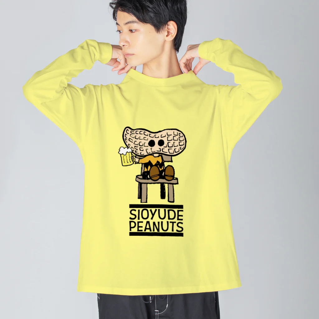 IZAKAYAWEBの塩ゆでピーナッツ ビッグシルエットロングスリーブTシャツ