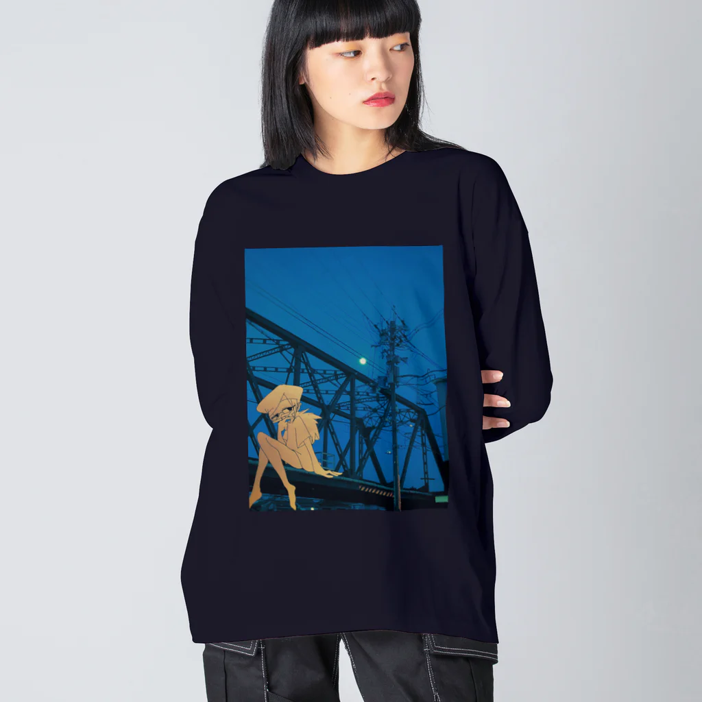 K.garouの喫煙ガール 高架 Big Long Sleeve T-Shirt