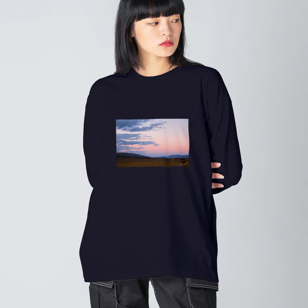 shop891のすすきと夕暮れ ビッグシルエットロングスリーブTシャツ