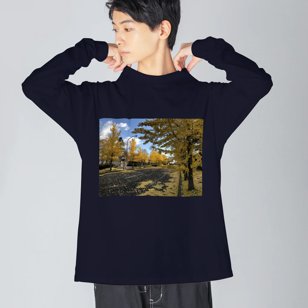 風景 Sophieの銀杏　 Big Long Sleeve T-Shirt