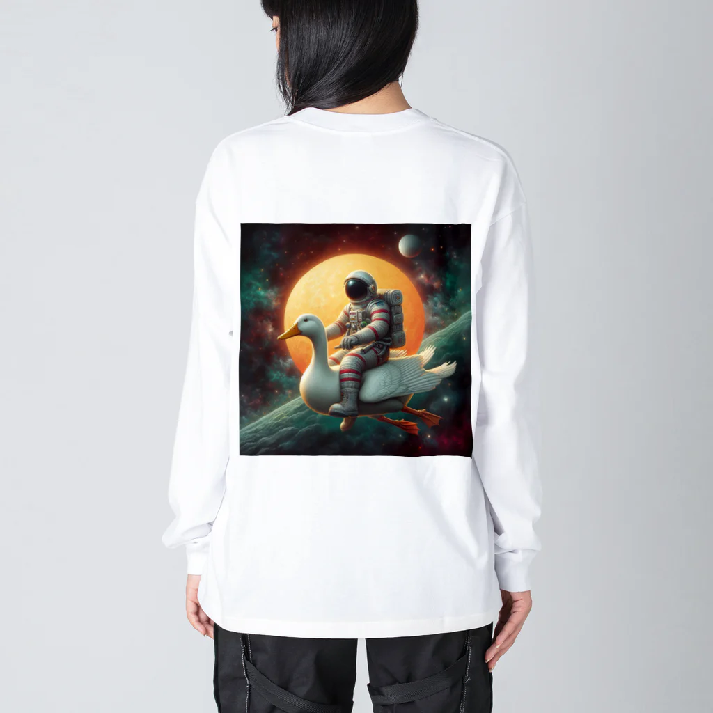 ModMantraのNever-before-seen astronaut ビッグシルエットロングスリーブTシャツ