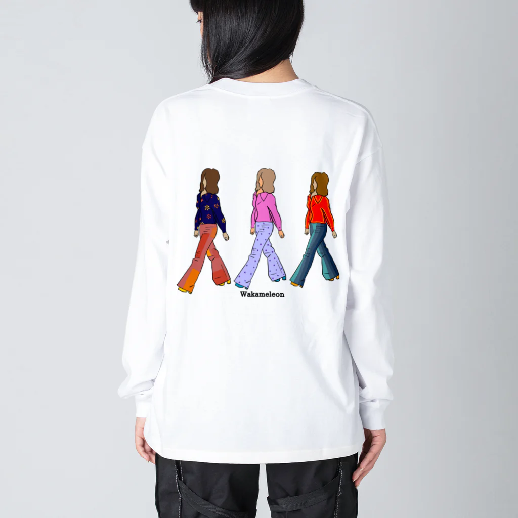 Wakameleonのレトロガール Big Long Sleeve T-Shirt