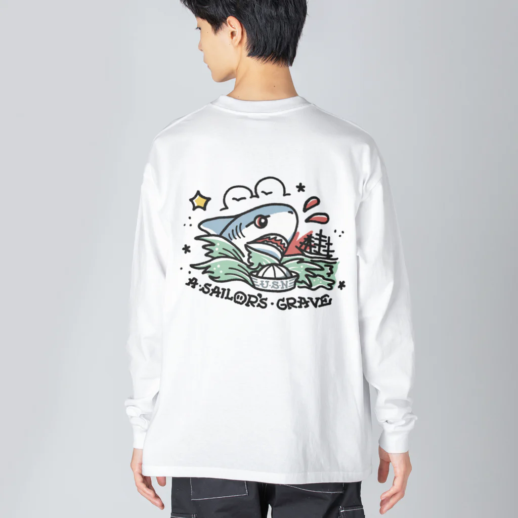 石川エリザのUSN SHARK Big Long Sleeve T-Shirt