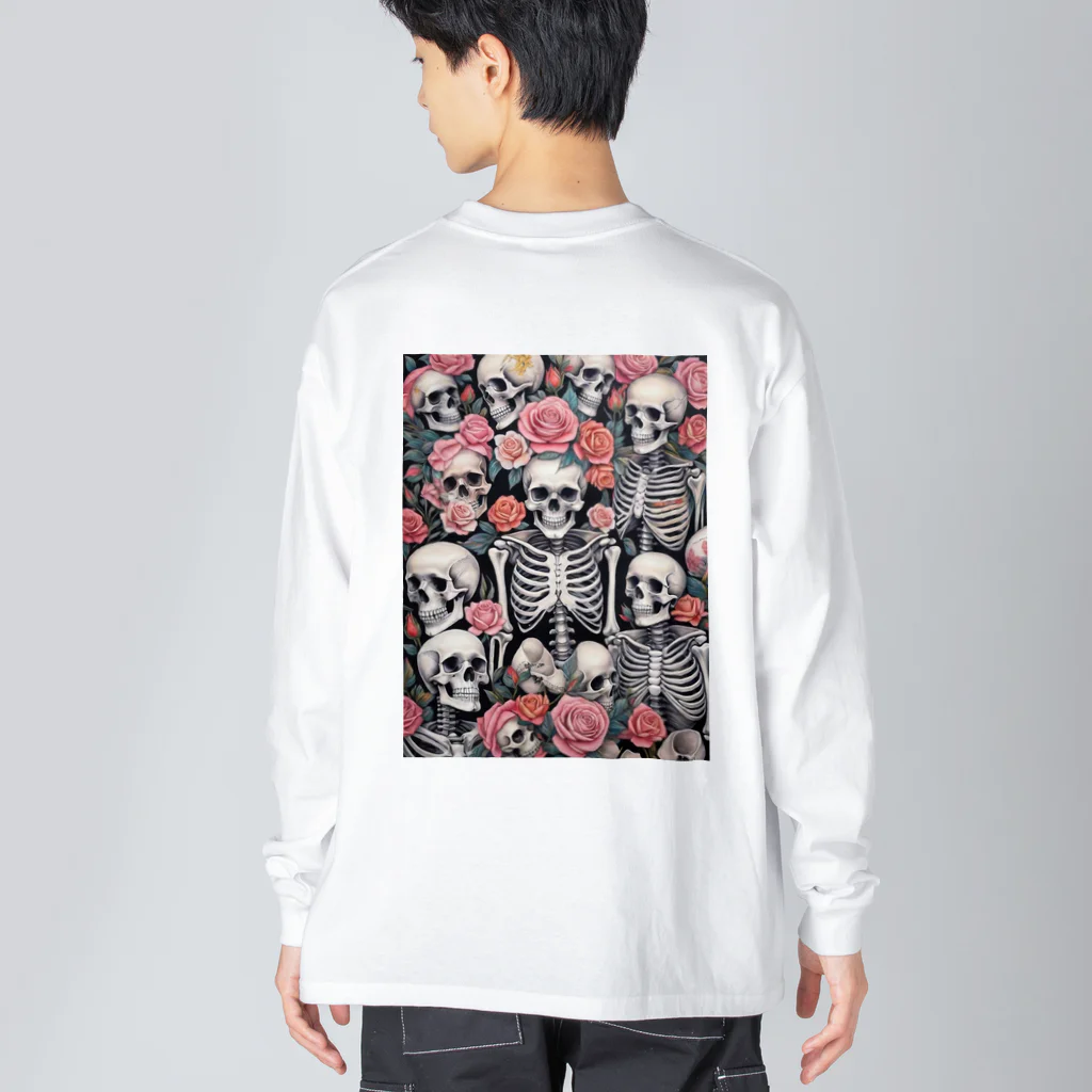 Skull sectionの薔薇とドクロ ビッグシルエットロングスリーブTシャツ