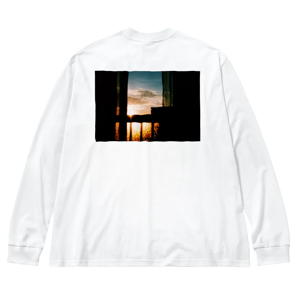 yoheyheeeey のグッズショップのSomeday（Sunrise）　横長 Big Long Sleeve T-Shirt