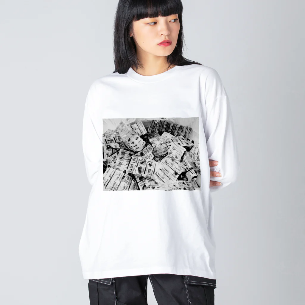 sisuのメンヘラお薬残骸写真 Big Long Sleeve T-Shirt